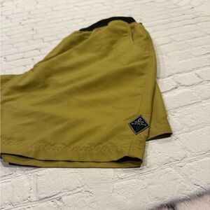 Prana Olive Green Men's Shorts. Size XL